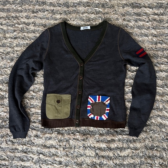 Moschino Virgin Wool Cardigan with Olive and Multicolor Pockets + 2 Pins Gifts💝